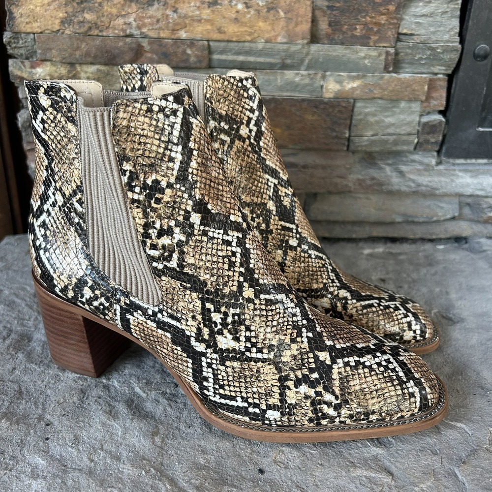 Vince Camuto Leather Reptile‎ Bootie Boots Size 9.5 New